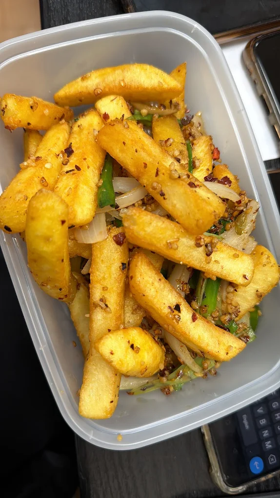 Salt and pepper chips with onions and chilli